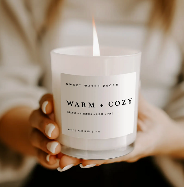 WARM AND COZY 110Z WHITE WOOD JAR CANDLE