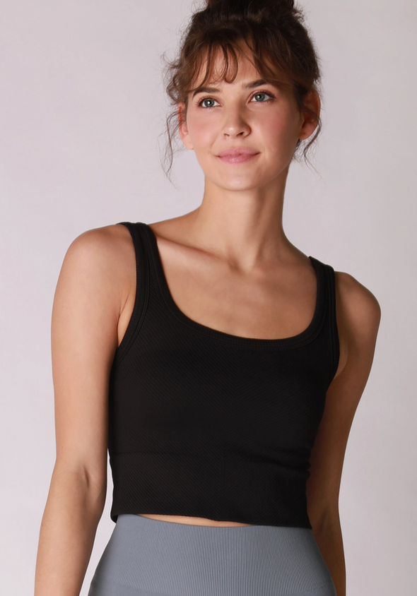 CHEVRON RIBBED CROP TOP