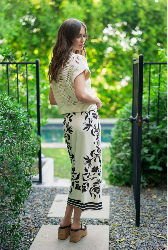 CROCHET KNITTED TOP