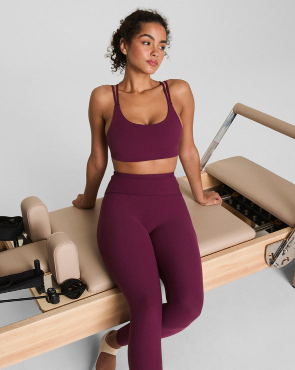SPANXSMOOTH ONFORM LOW IMPACT SPORTS BRA